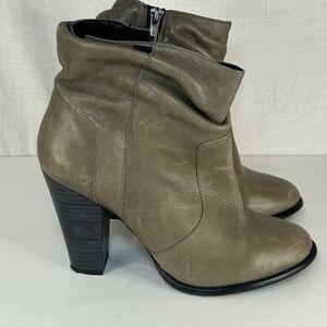 HARLEY DAVIDSON Women Size 7.5 Biker Boots Stonebrook 8" Gray Scrunch 4" Heels